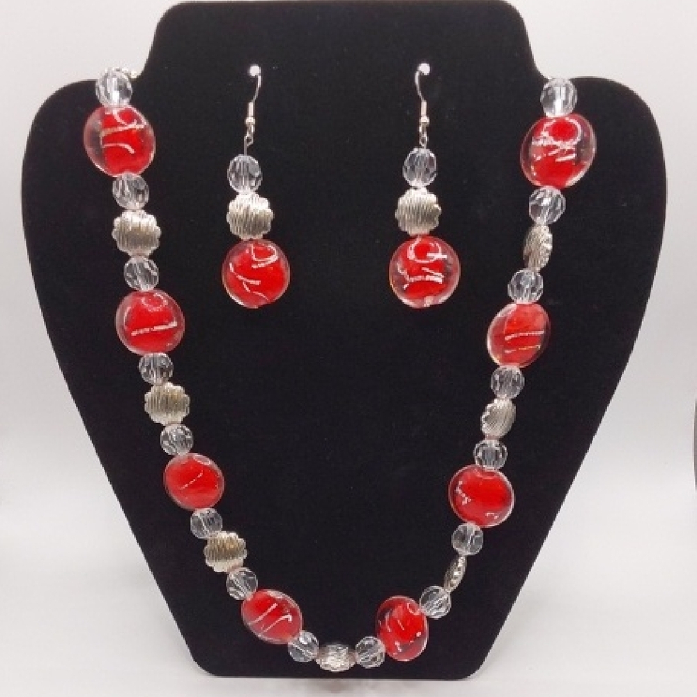 Chic Red and Silver Beaded Necklace Set - NWOT